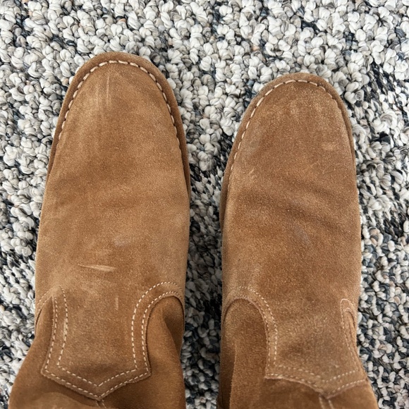 Ugg suede boots with heel - Picture 3 of 5
